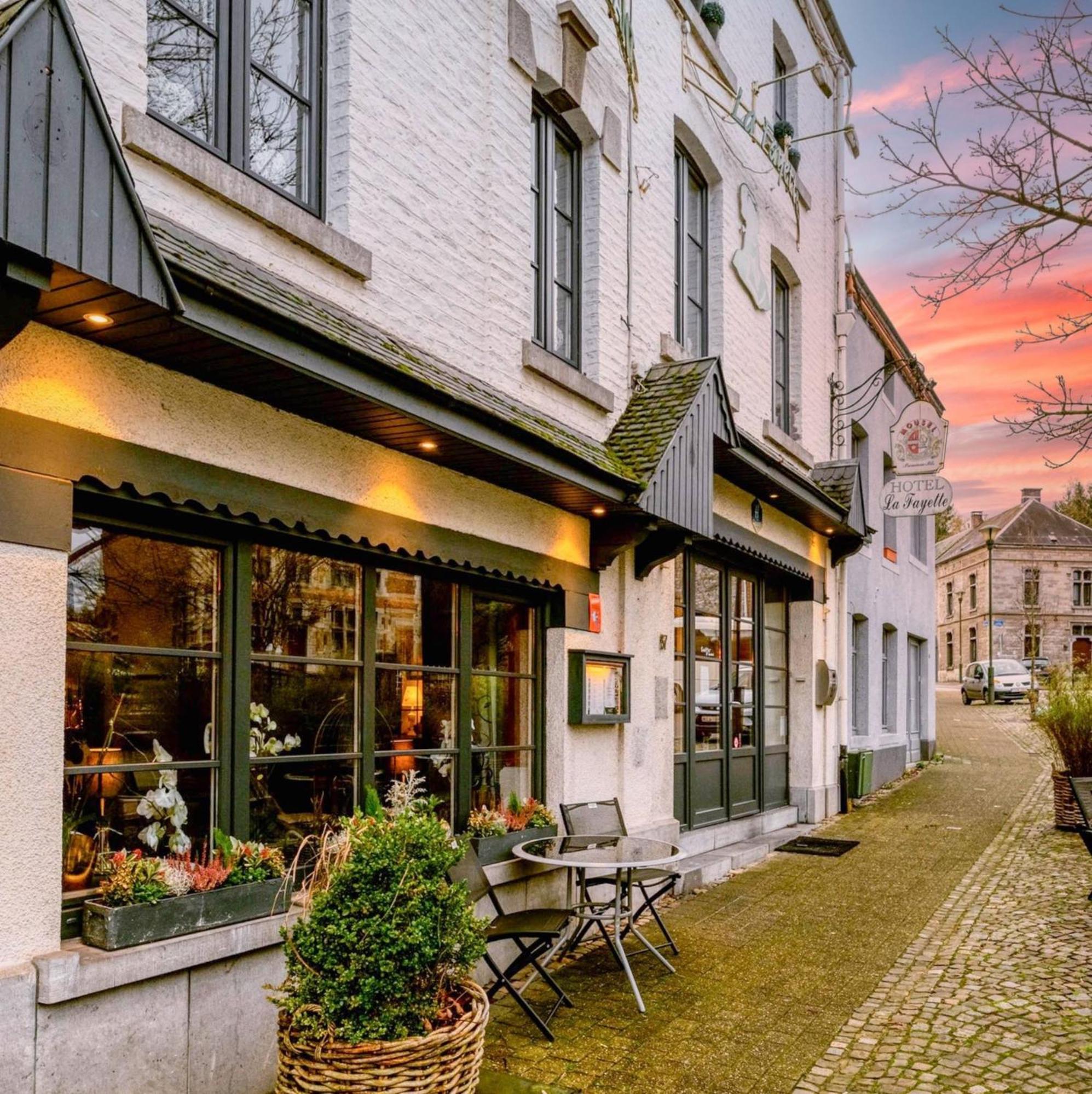 Hotel La Fayette Rochefort Exteriör bild