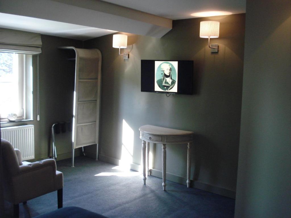 Hotel La Fayette Rochefort Rum bild