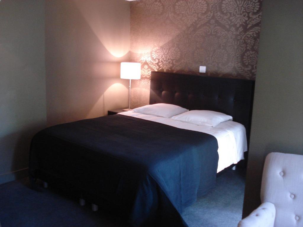 Hotel La Fayette Rochefort Rum bild